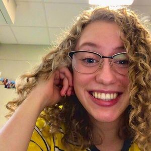 Meet your Posher, Bailey